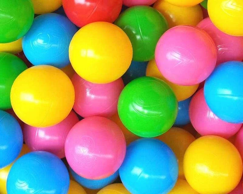 Motricidad fina con bolas de colores